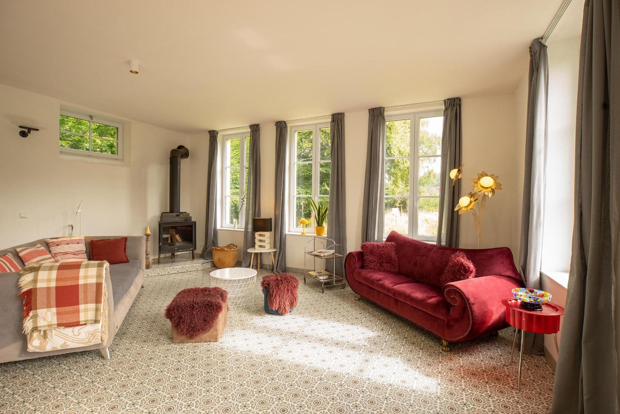 Loft 3 *